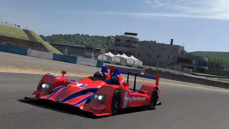 iRacing gameplay screenshot 3