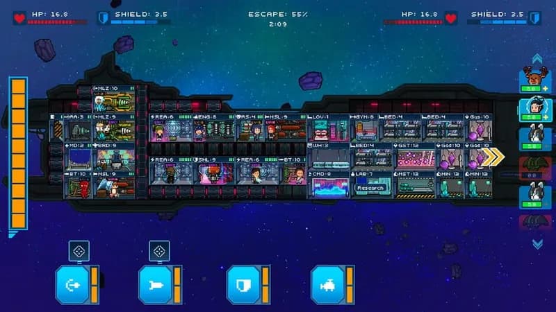 Pixel Starships gameplay screenshot 1